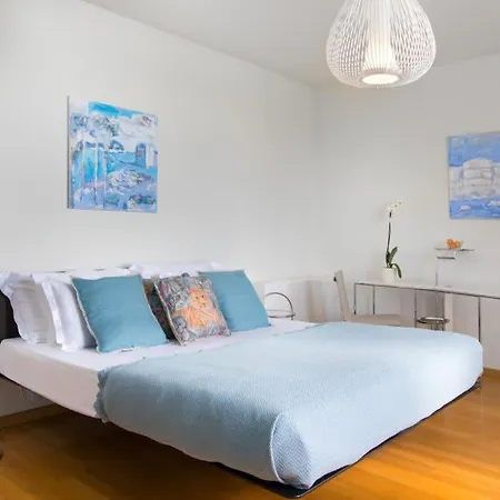 Modern Rock With High-end Interiors Vila *